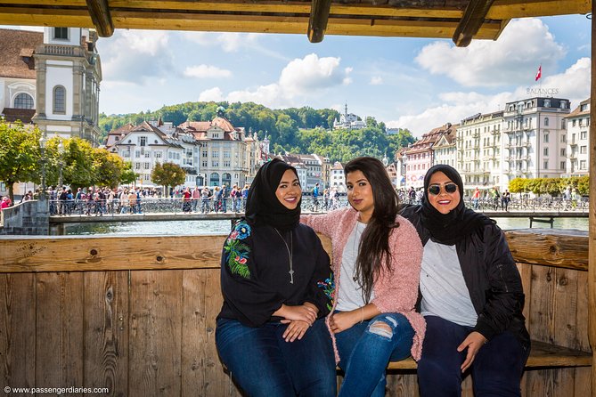 Chocolate Tasting with Lake Trip and City Tour: The Ultimate Lucerne Experience - What guides such as Luis add to the walk