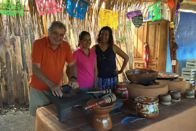 Chocolate Tour in Vallarta - Guides who make the workshop personal