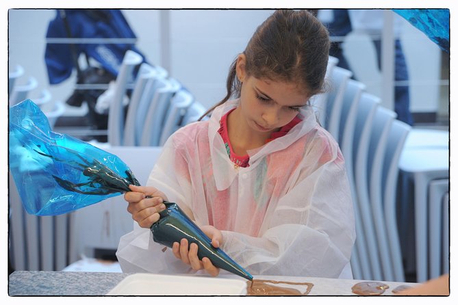Chocolate Workshop at Choco-Story Brugge - How the workshop works for families
