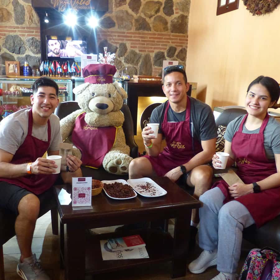 Chocolate workshop; gastronomic experience of cocoa. - Roasting, shelling, and grinding your own cacao