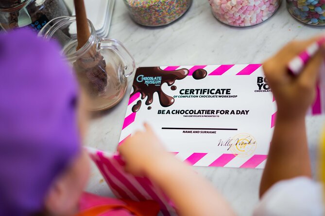 Chocolate workshop in Chocolate Museum Vienna "BO-YO" - Making Xocolatl, an old-style hot chocolate