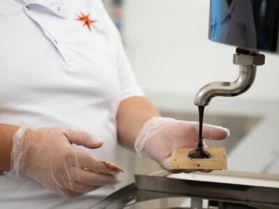 Chocolatier for a day: raw bean to bar chocolate in Modica
