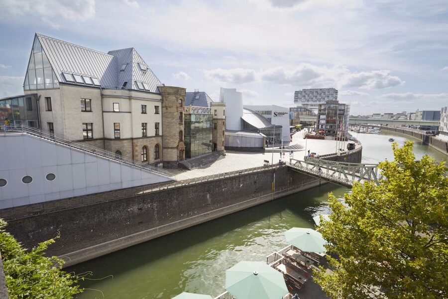 Cologne: Chocolate Museum Entrance Ticket - Start with a tropical cocoa tree