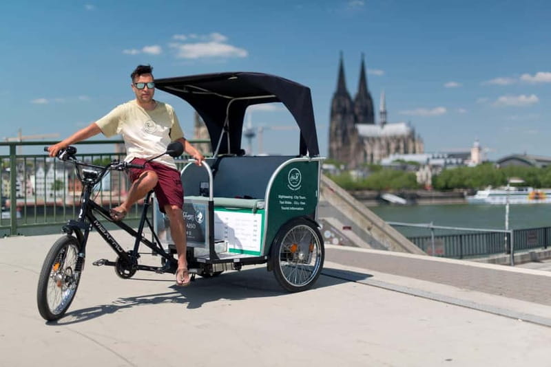 Cologne: Chocolate tasting Tour per Rickschaw - Neuhaus Chocolates and the Shorter Tasting Stop