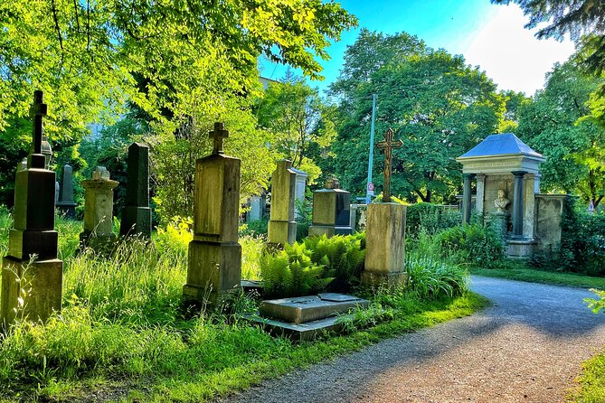 Death and Chocolate: Walking Tour of Munich's Old South Cemetery - Sendlinger Tor and the city’s darker doorway