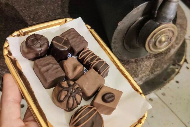 Delicious Chocolate Tour Barcelona - Churros, Hot Chocolate, and Handmade Sweets