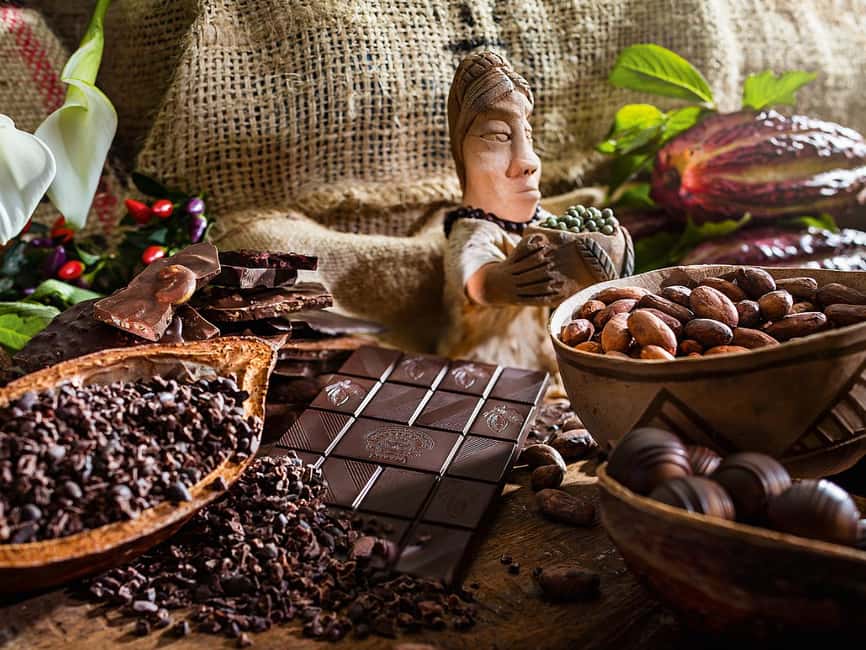 Düsseldorf: Chocolatier Workshop & Chocolate Tasting - A tasting tour across three continents