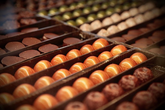 Expert-Led Sweet Secrets of Paris Pastry & Chocolate Marathon - Stop four: Place Saint-Sulpice and full-size cake portions