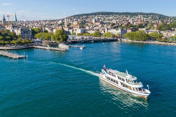 From Basel: Zurich Tour with Chocolate tasting and Lake Cruise - Zürich Old Town in a two-and-a-half-hour walk
