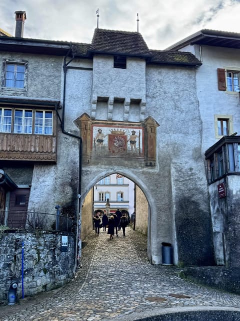 From Geneva: Gruyeres Castle, Cheese, Chocolate & Montreux - Starting with cheese at La Maison du Gruyère