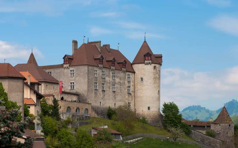 From Geneva: Gruyères Tour with Cheese & Chocolate Factories - The optional GoldenPass ride from Montbovon