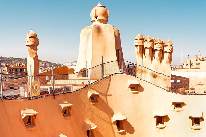 Gaudi's Casa Batlló and La Pedrera with Chocolate Tasting - How the guide changes the experience