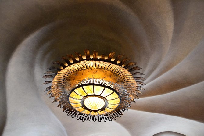 Gaudi's Casa Batlló and La Pedrera with Chocolate Tasting - Who should book this Barcelona experience?