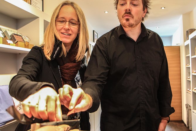 Geneva Chocolate Tour in a Tuk Tuk - Favarger at Boutique Rive: a classic first taste