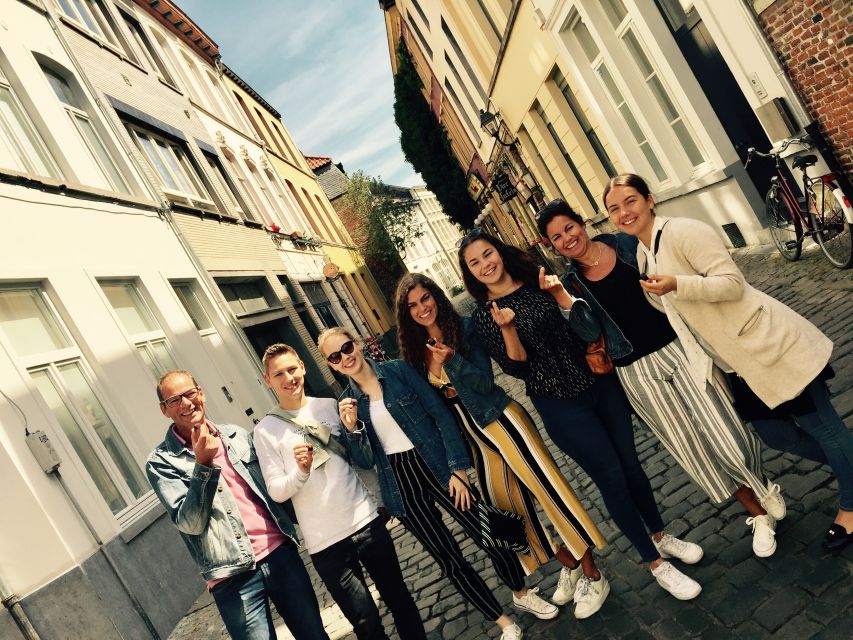 Ghent: Belgian Chocolate Walking Tour with Tastings - Chocolate and city stories from Vrijdagmarkt