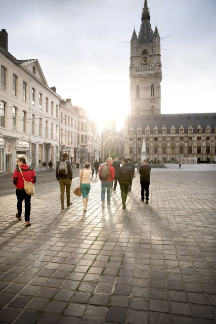 Ghent: Belgian Chocolate Walking Tour with Tastings - Why the small-group format matters