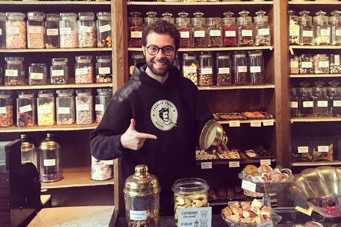 Ghent: Famous Belgian Chocolate Walking Tour with Tastings - Starting at Vrijdagmarkt with Deduytschaever pralines