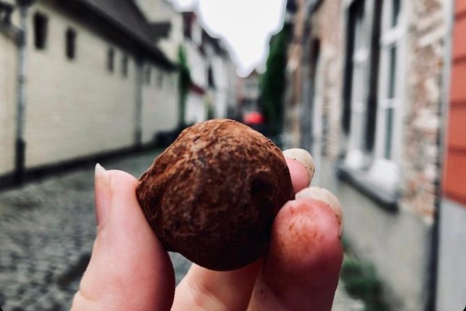 Ghent: Famous Belgian Chocolate Walking Tour with Tastings - The final walk toward Saint Bavo’s Cathedral