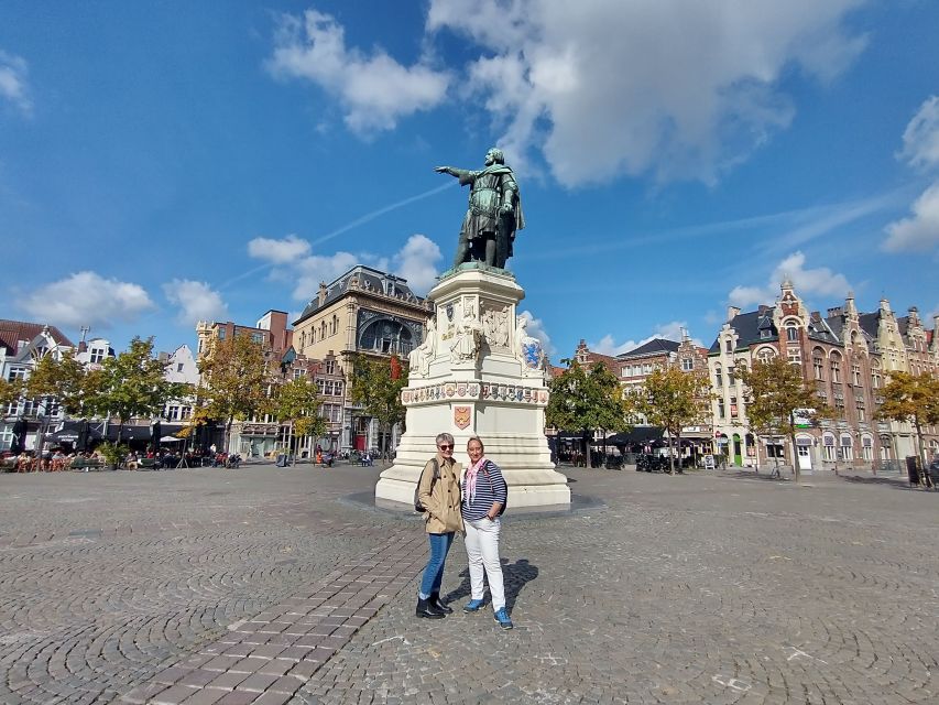 Ghent: Guided City Tour with Chocolate Tastings - Graffiti Street and the city’s modern side