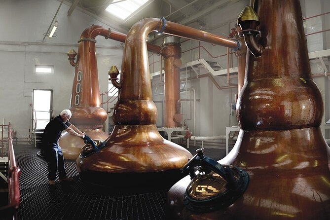 Glengoyne Distillery Tour with Whisky and Chocolate Tasting - What happens during the 90-minute visit
