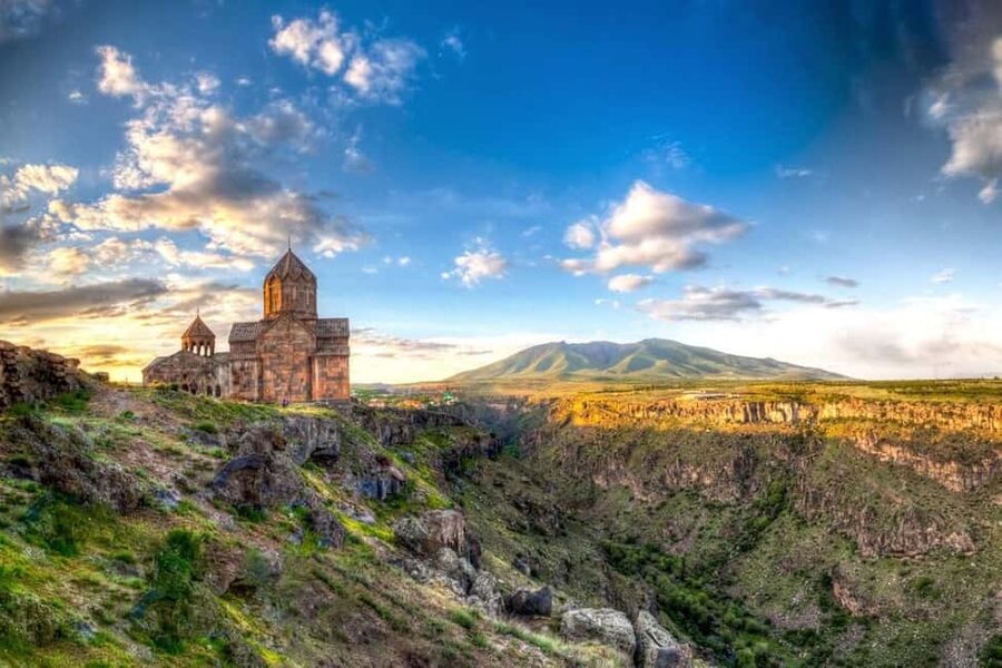 Group Tour: Hovhannavank, Saghmosavank & Chocolate House - Handmade Chocolate At Gourmet Dourme