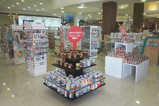 Guided Shopping Tour to Bella Mare Store (Cigars, Chocolate, Rum and Souvenirs) - Cigars are the main draw for many visitors