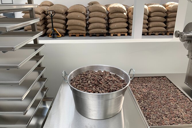 Guided tour of the Artisan Chocolate Factory in Tuscany - Inside Tuscany’s Chocolate Valley
