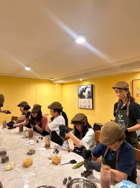 Ho Chi Minh City: Premium Bean-to-Bar Chocolate Workshop - Why solo visitors and families can both enjoy it