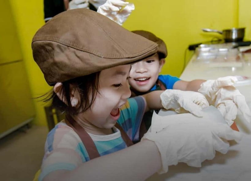 Ho Chi Minh City: Premium Bean-to-Bar Chocolate Workshop - Practical advice for a smooth class