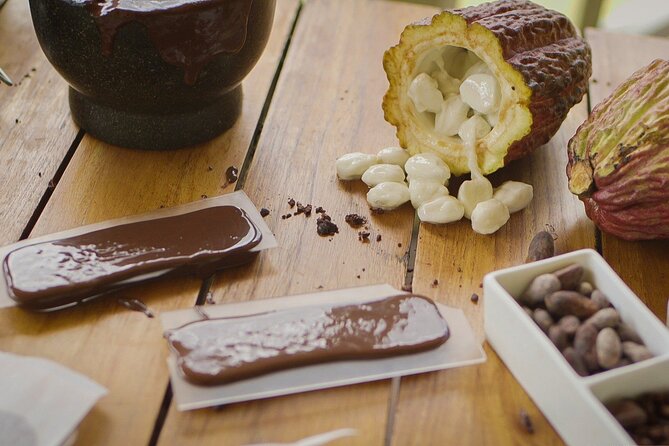 Hotel Chocolat Bean to Bar Experience in St. Lucia - The private drive through St. Lucia