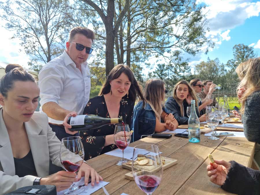 Hunter Valley: Wine, Gin, Cheese and Chocolate Tour - Key points at a glance