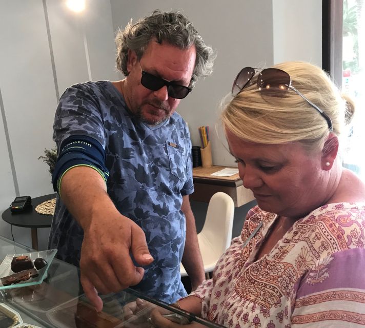 Hvar: Wine & Chocolate Tasting - A short walk and the Hvar Town chocolatier