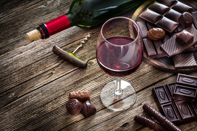 Kansas City’s Sweet Escape Private Tour: Chocolate & Wine Tour - Crossroads for Art, Chocolate, and Local Character