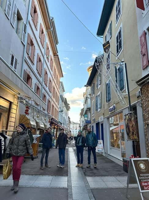 Lausanne: Walking Tour with Chocolate Tastings & Metro - Saint-Maire Castle and Lausanne’s medieval power