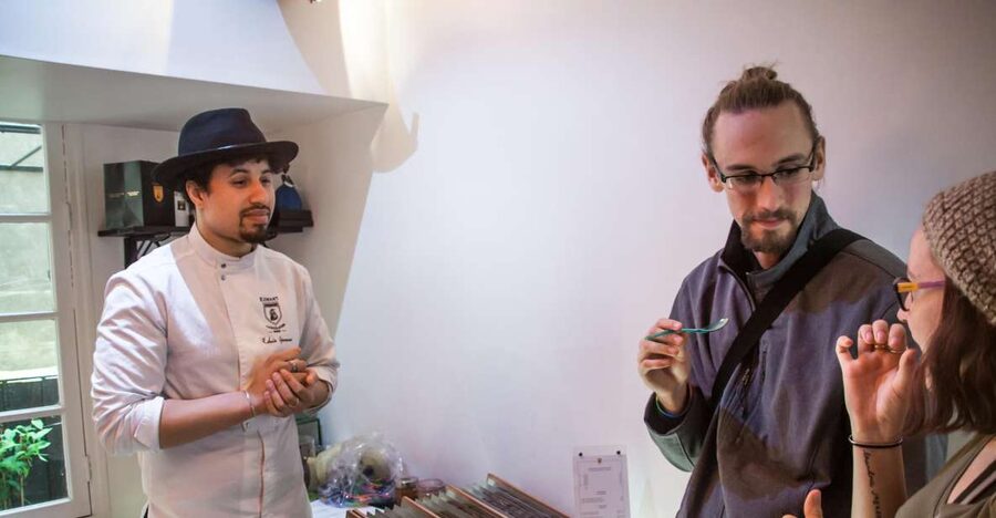 Le Marais: Pastry and Chocolate Food Tour - Key points to know before booking
