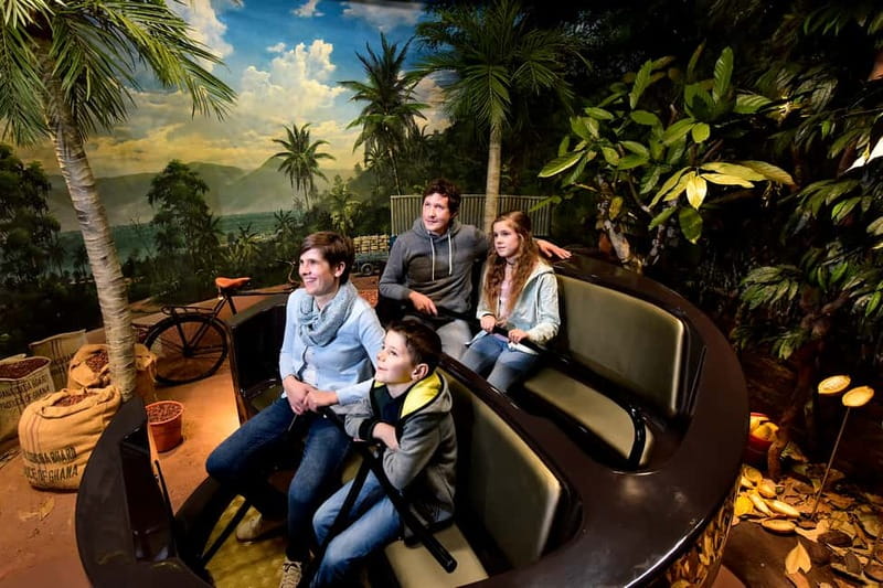 Lucerne: Swiss Chocolate Adventure Experience - A playful ride through the chocolate story