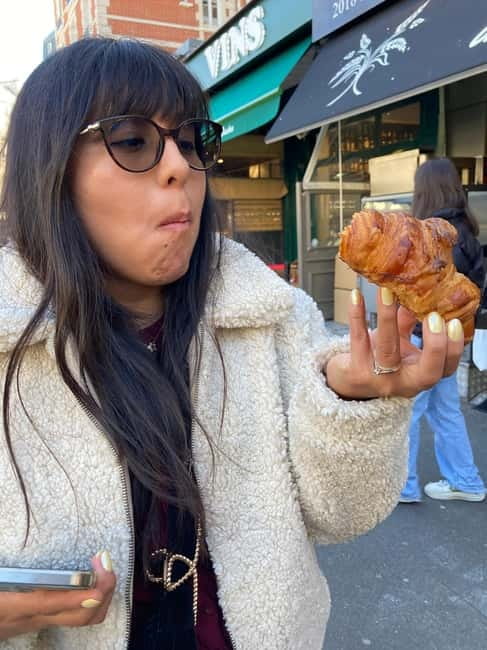 Lyon: Pastries and Chocolate Walking Food Tour w/6+ Tastings - Five to seven stops, with more than sugar on the plate