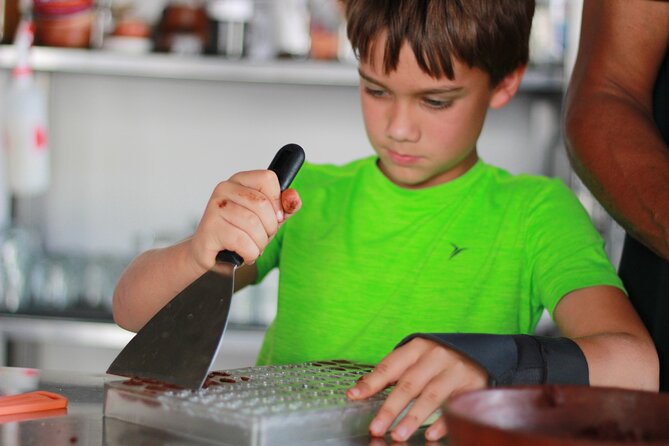 Make Oaxacan-style take-home chocolate - Meeting point, timing, and group size