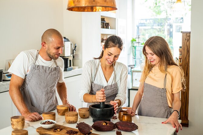 Make Your own Amazing Chocolate in Notting Hill - A chocolate lesson in the heart of Notting Hill
