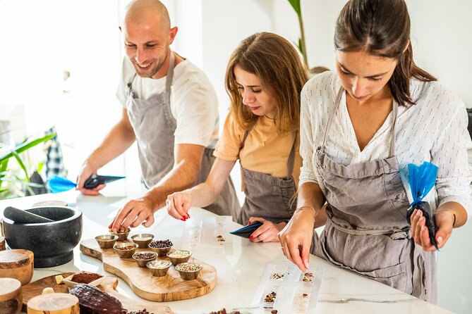 Make Your own Amazing Chocolate in Notting Hill - Who will enjoy this most