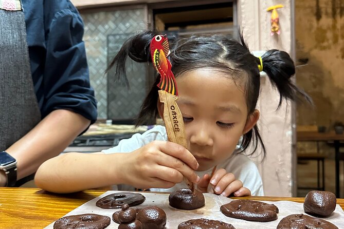 Make Your Own Chocolate with Oaxacan Tradition Private Class - What makes this chocolate class worth your time
