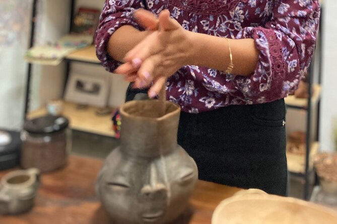 Make Your Own Chocolate with Oaxacan Tradition Private Class - Making the traditional drink with a grinder