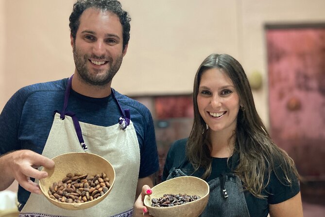 Make Your Own Chocolate with Oaxacan Tradition Private Class - Who should book, and who should pass