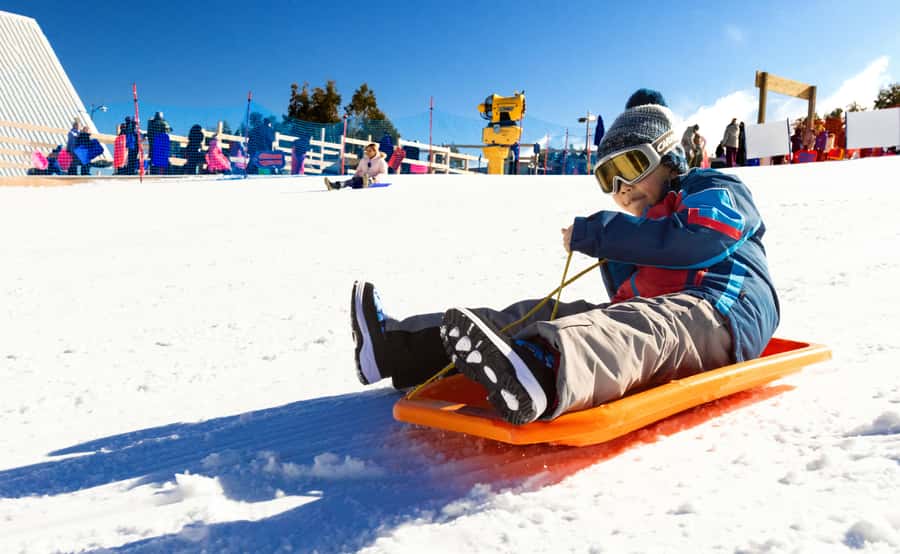 Melbourne: Lake Mountain Snow, Waterfall & Chocolaterie Tour - What to wear and what to hire