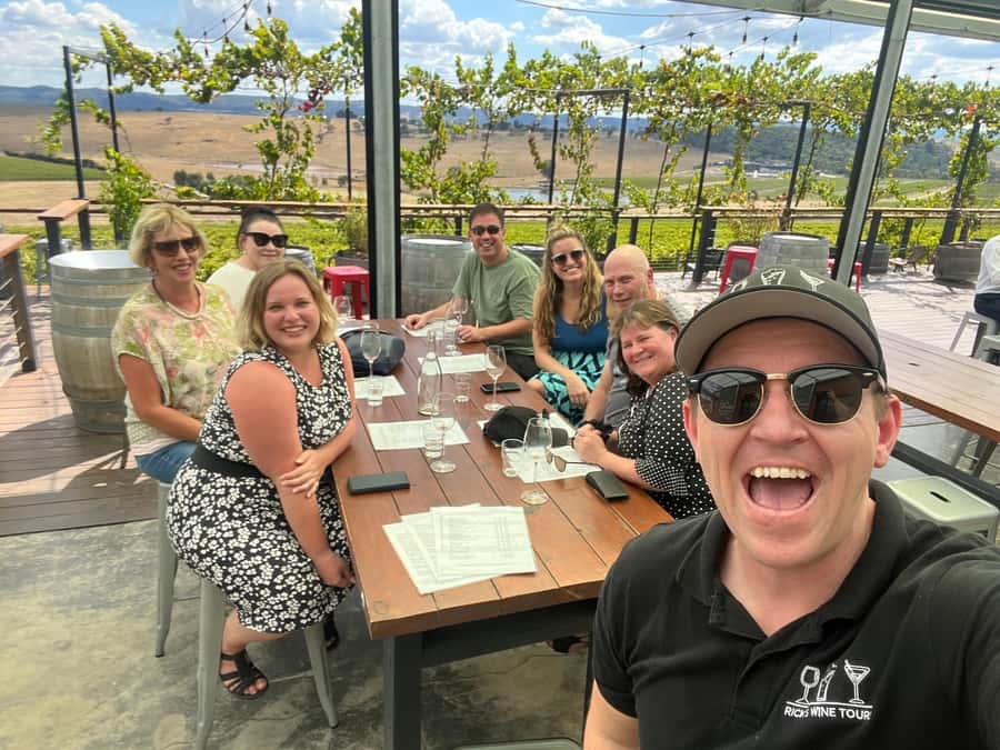 Melbourne: Yarra Valley Food, Wine, Chocolate & Gin Tour - Optional gin and possible cheese extras