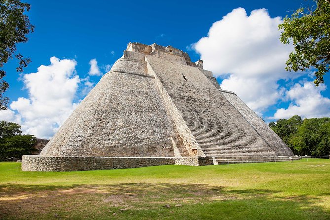 Merida, Uxmal & Cacao Factory Day Trip from Cancun & Riviera Maya - A final look at a Yucatan hacienda