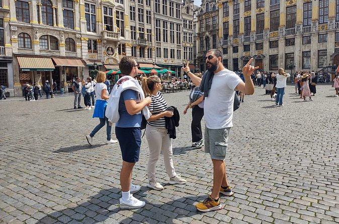 Navigate through Brussels and Discover Beer and Chocolate - Who will get the most from this Brussels walk