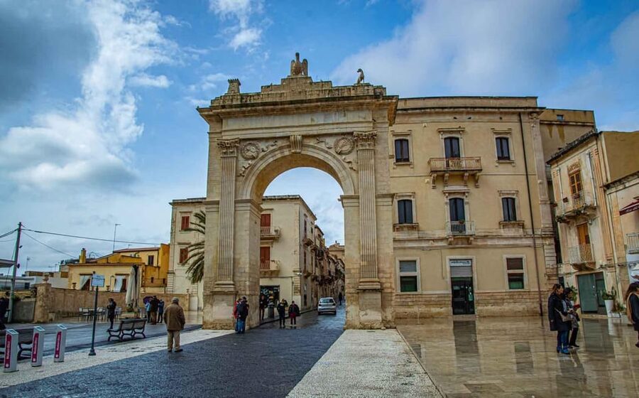 Noto and Modica: Private Tour with Artisan Chocolate Tasting - Key points at a glance