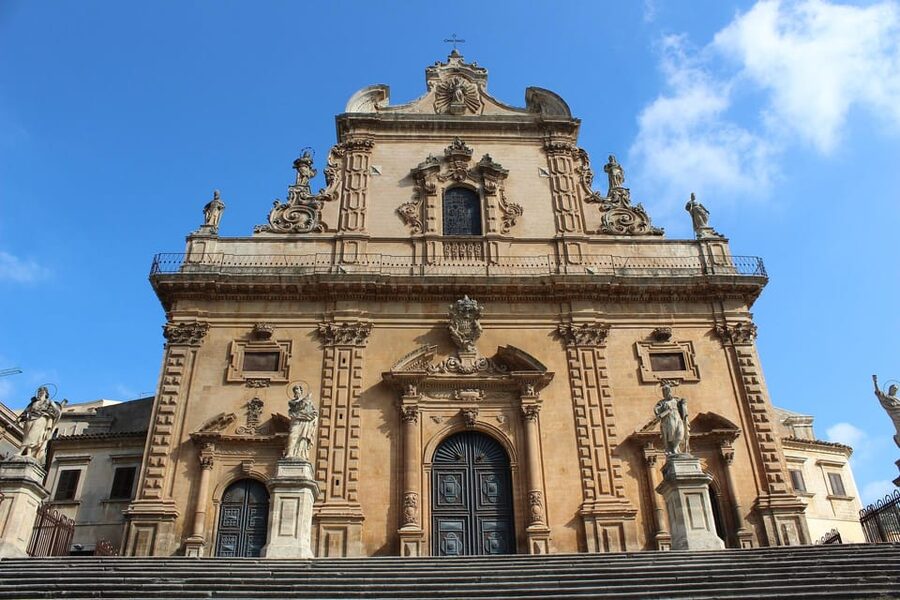 Noto and Modica: Private Tour with Artisan Chocolate Tasting - Modica chocolate, made the old-fashioned way