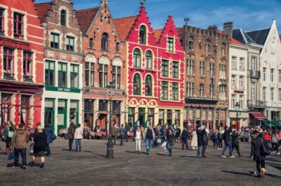 Brussels and Bruges Tour & Optional Chocolate Tasting